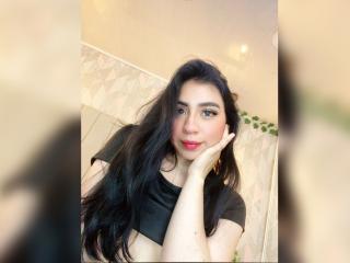 См. подробные сведения о модели ZoeRedds