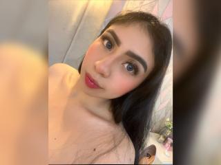 ZoeRedds - Live porn &amp; sex cam - 28144163