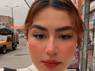 Ver la ficha detallada de AdelaTaylor