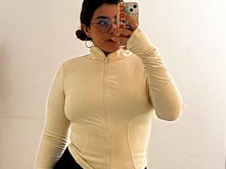 AdelaTaylor - Live porn &amp; sex cam - 28145111