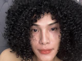 См. подробные сведения о модели SofiaCumness