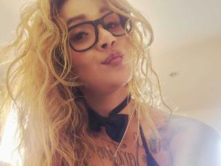 Ver la ficha detallada de AzhunaStar