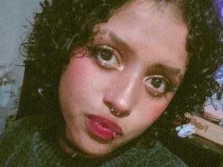 Ver la ficha detallada de LunaKeller