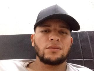 Diego190698 - Live sex cam - 28149059