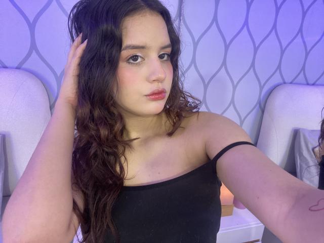 KylieLumi - Live porn &amp; sex cam - 28149104