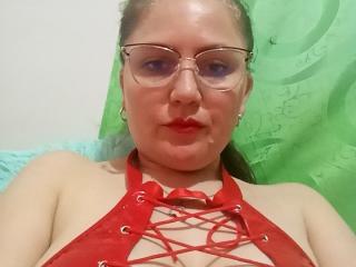 См. подробные сведения о модели TiffanyStormsls