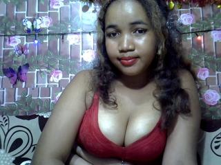 SexyLaurah - Live porn &amp; sex cam - 28150820