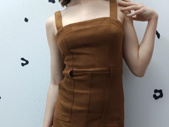 LariElla - Élő pornó és szexkamera - 28151336