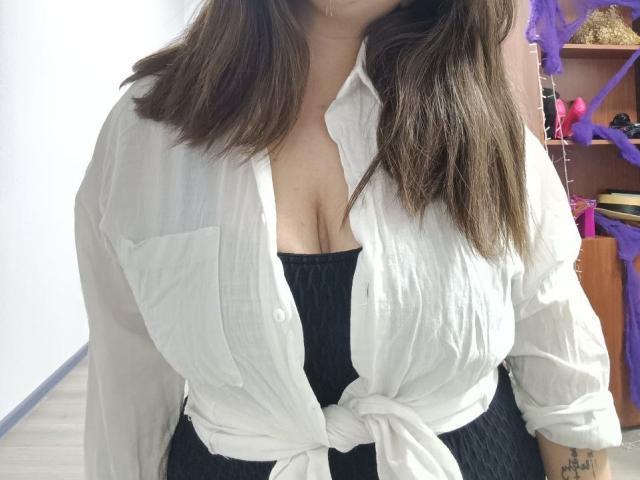 Yulianiya - Live porno og sexkamera - 28151483