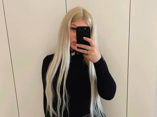 См. подробные сведения о модели KellyBabbe