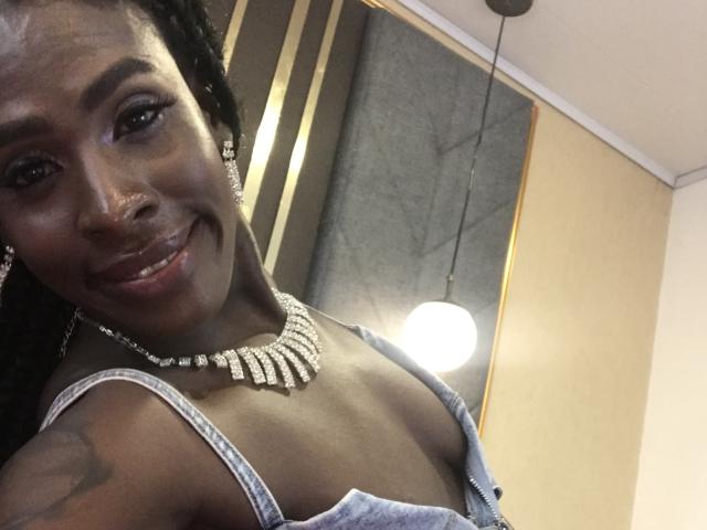 SamaraaJackson69 - Élő pornó és szexkamera - 28152722