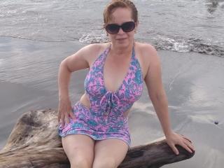 См. подробные сведения о модели SamantaMature69