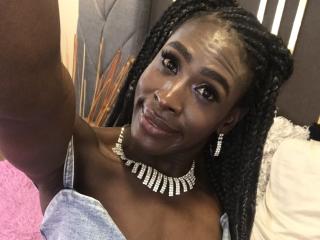 См. подробные сведения о модели SamaraaJackson69