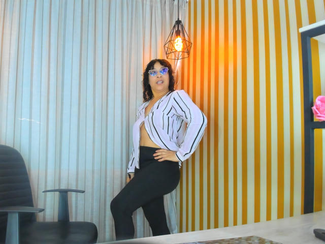 JenniZeller - Live sexe cam - 28153379