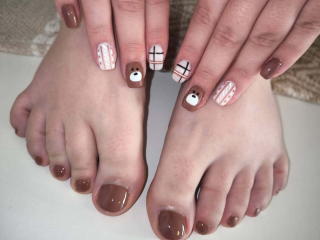 Ver la ficha detallada de ElvinnaLaFrancaise