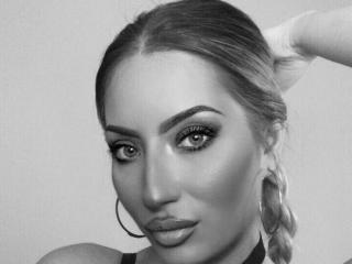 MeganeBlaze - Live porn &amp; sex cam - 28153748