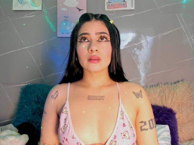 NatallieBlue - Élő pornó és szexkamera - 28155710