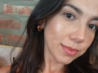 См. подробные сведения о модели MiaReed