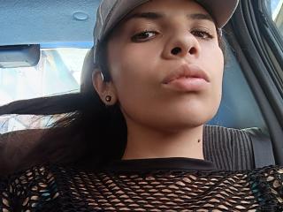 VioletaStone - Live porn &amp; sex cam - 28156070