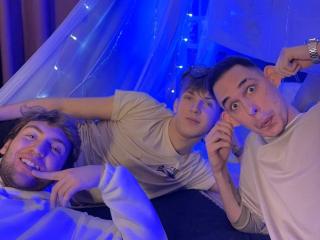 TravisJosephJason - Live porn &amp; sex cam - 28157954