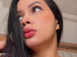 EmilyParkerr - сексуальная веб-камера в реальном времени - 28158944