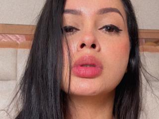 EmilyParkerr - Live sex cam - 28158950
