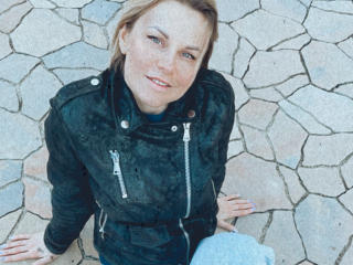 BelleLisaG - Sexe cam en vivo - 28160072