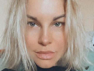 BelleLisaG - Live sex cam - 28160120