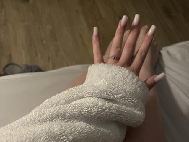 DiLaria - Live porn &amp; sex cam - 28161437