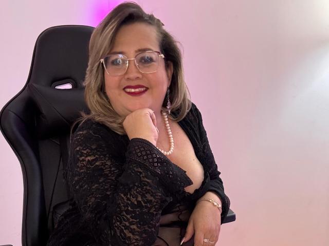 CurvyRosse - Live porn &amp; sex cam - 28163360