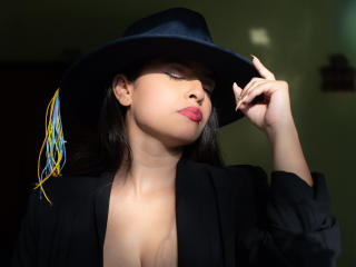 ValeriLeon - Live porn &amp; sex cam - 28165037