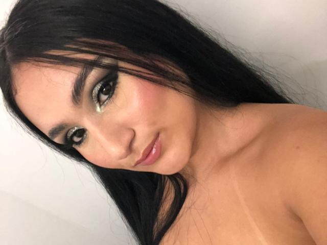 HiilaryDolce - 라이브 포르노 &amp; 섹스 캠 - 28165424