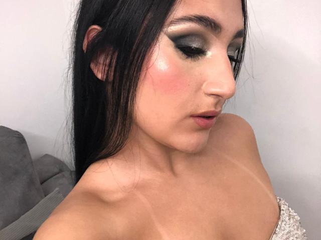 HiilaryDolce - Live Sex Cam - 28165430