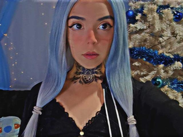 LannieGonzales - Live sex cam - 28167974