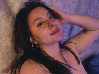 EmaJames - сексуальная веб-камера в реальном времени - 28168895