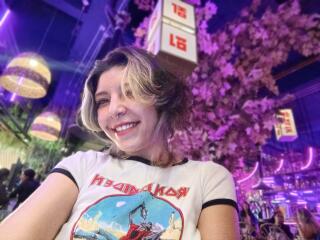 AluDamn - Live porn &amp; sex cam - 28169588