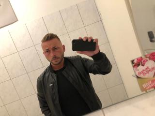 nike69-hot - Live sex cam - 28170296