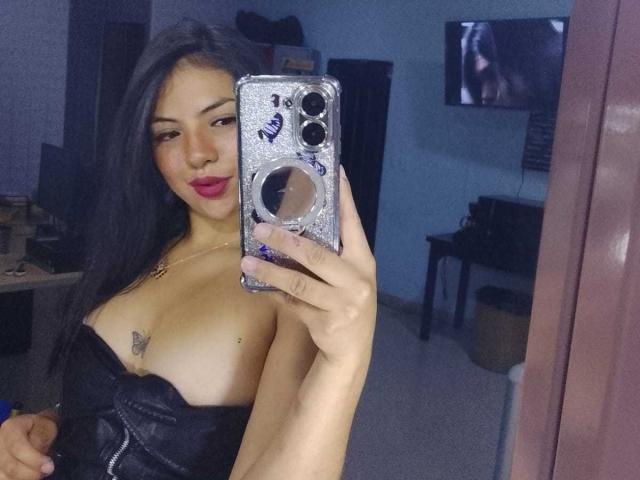 VictoriaAlvarez - Porno na żywo i seks kamera - 28170434