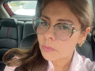 MiaAmoretti - Live porn &amp; sex cam - 28171952