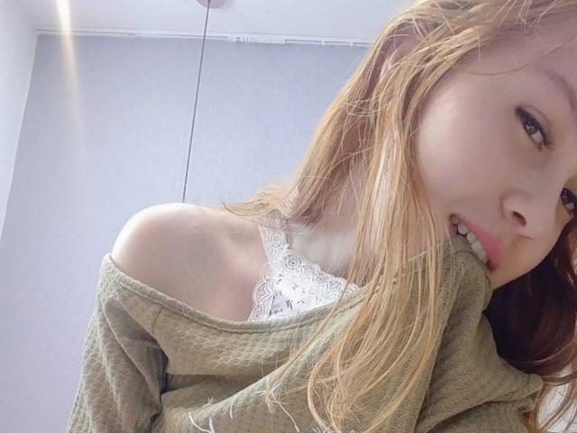 TaylorCarpert - Live porn &amp; sex cam - 28174877