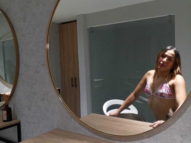 SusanThomass - ライブポルノ&amp;セックスカム - 28175699