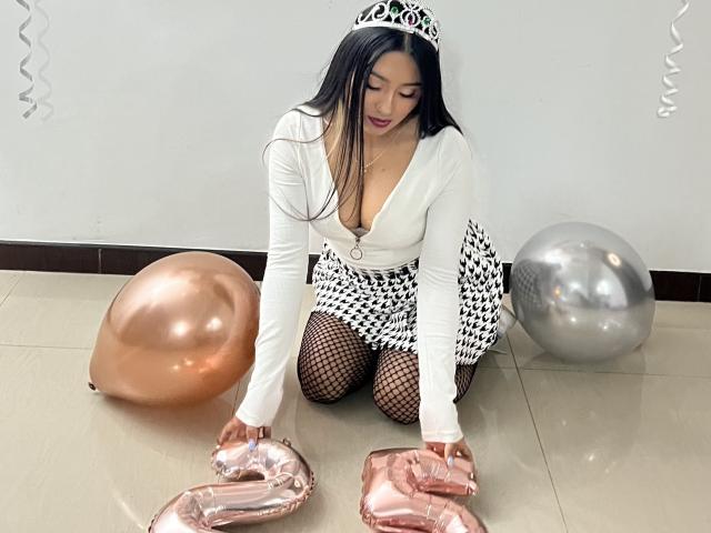 AmmyLewis - Camera khiêu dâm &amp; quyến rũ trực tiếp - 28175747