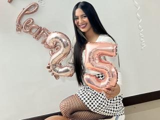 AmmyLewis - сексуальная веб-камера в реальном времени - 28175792