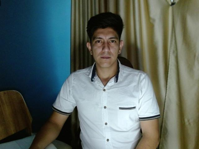 SandusMike - сексуальная веб-камера в реальном времени - 28176683