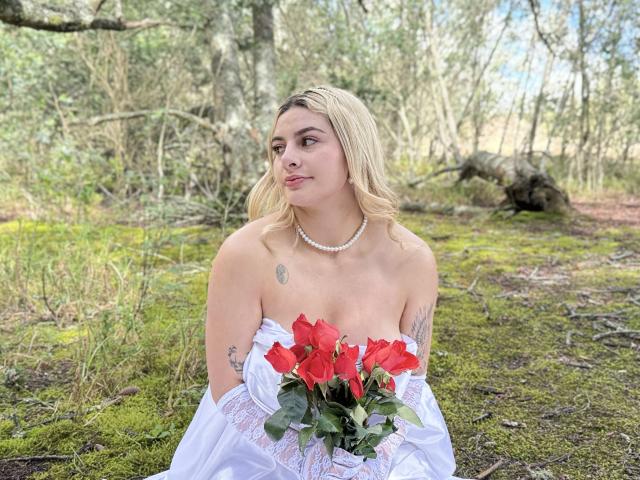 AtheneaRossi - Live sexe cam - 28177529