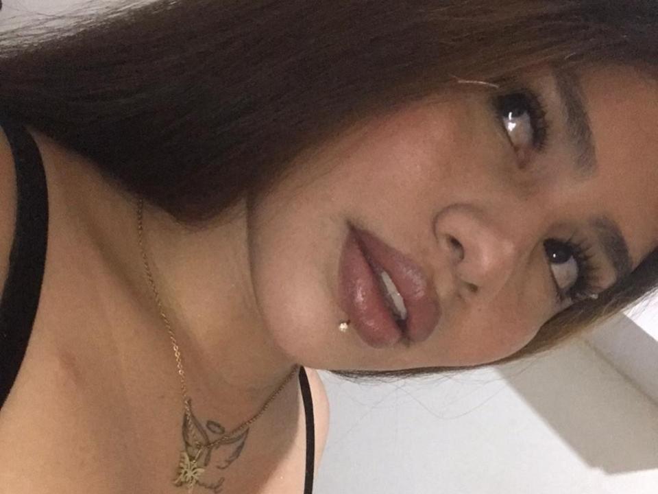 SaraaLips - Live porn &amp; sex cam - 28178684