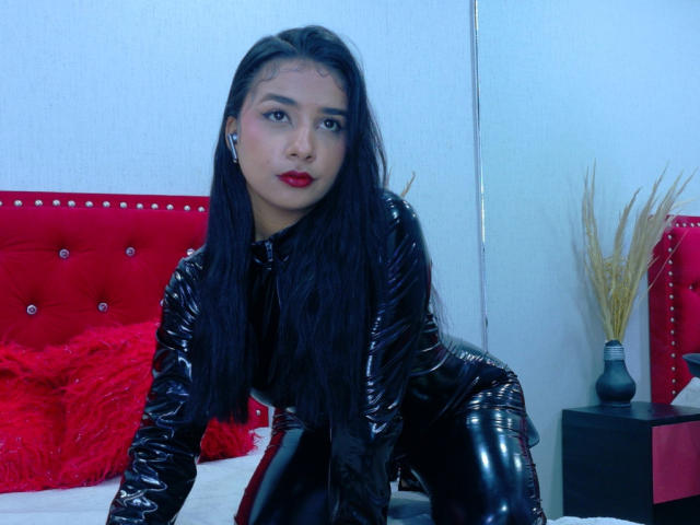 MariamLara - Élő pornó és szexkamera - 28179098