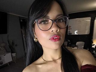 Prikaži popoln profil modela AnyJoness