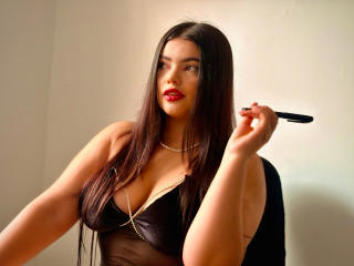 LaraJames - Live porn &amp; sex cam - 28184072