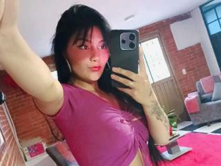 Prikaži popoln profil modela LiaRoseHot